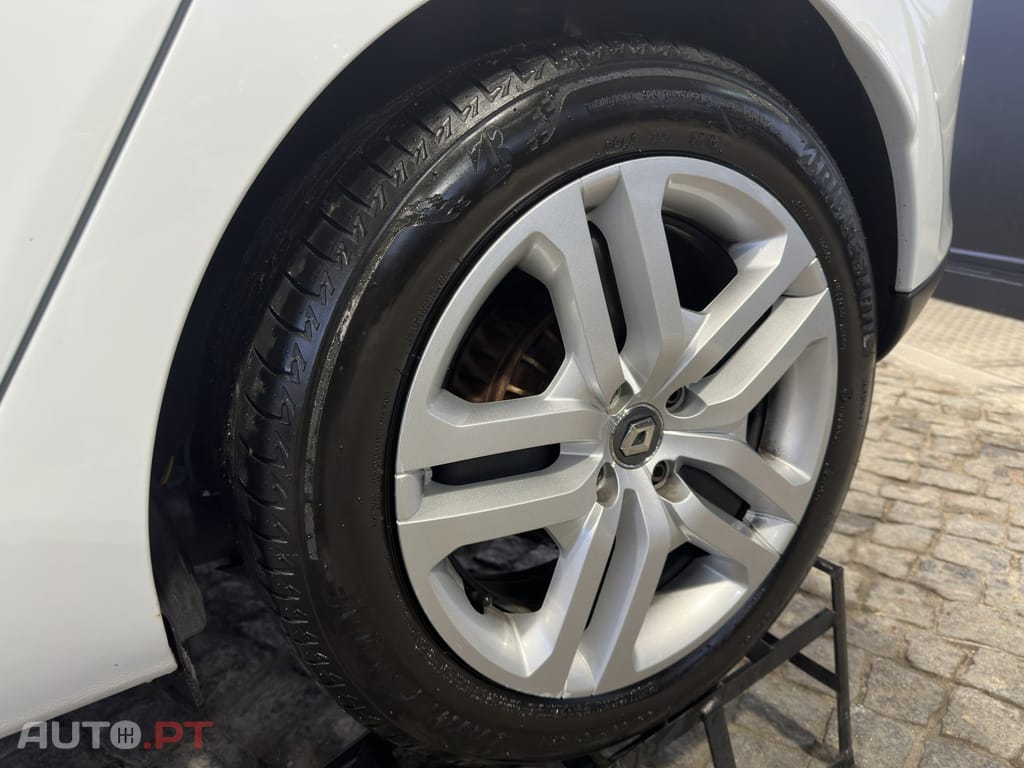 Renault Clio Sport Tourer 0.9 TCe Limited
