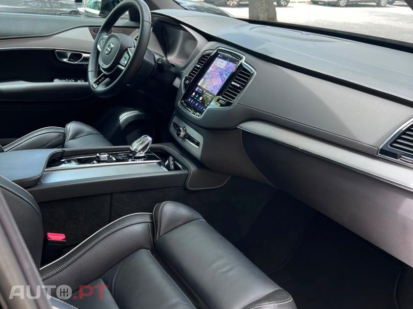 Volvo XC90 2.0 T8 PHEV R-Design AWD