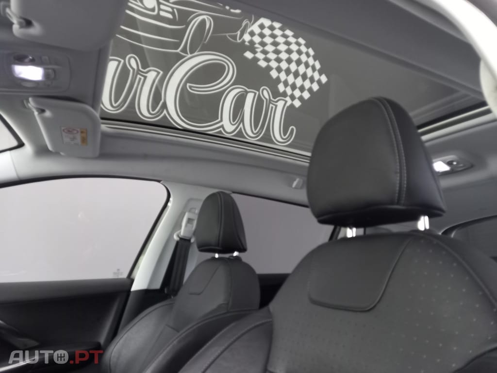 Peugeot 2008 1.2 PureTech Allure