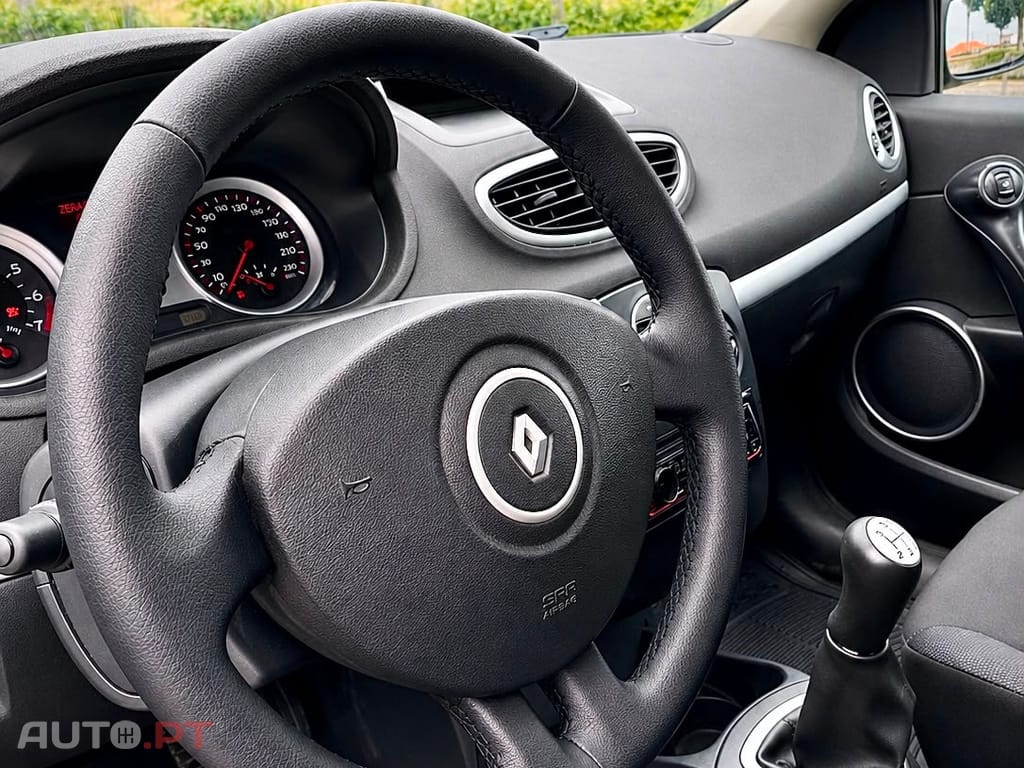 Renault Clio 1.2 16V Confort