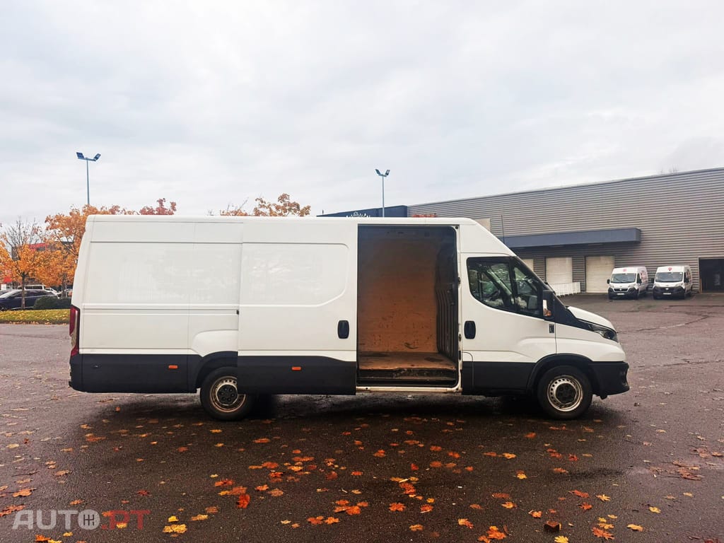Iveco Daily 2.3 35S14 L5H2 18m3
