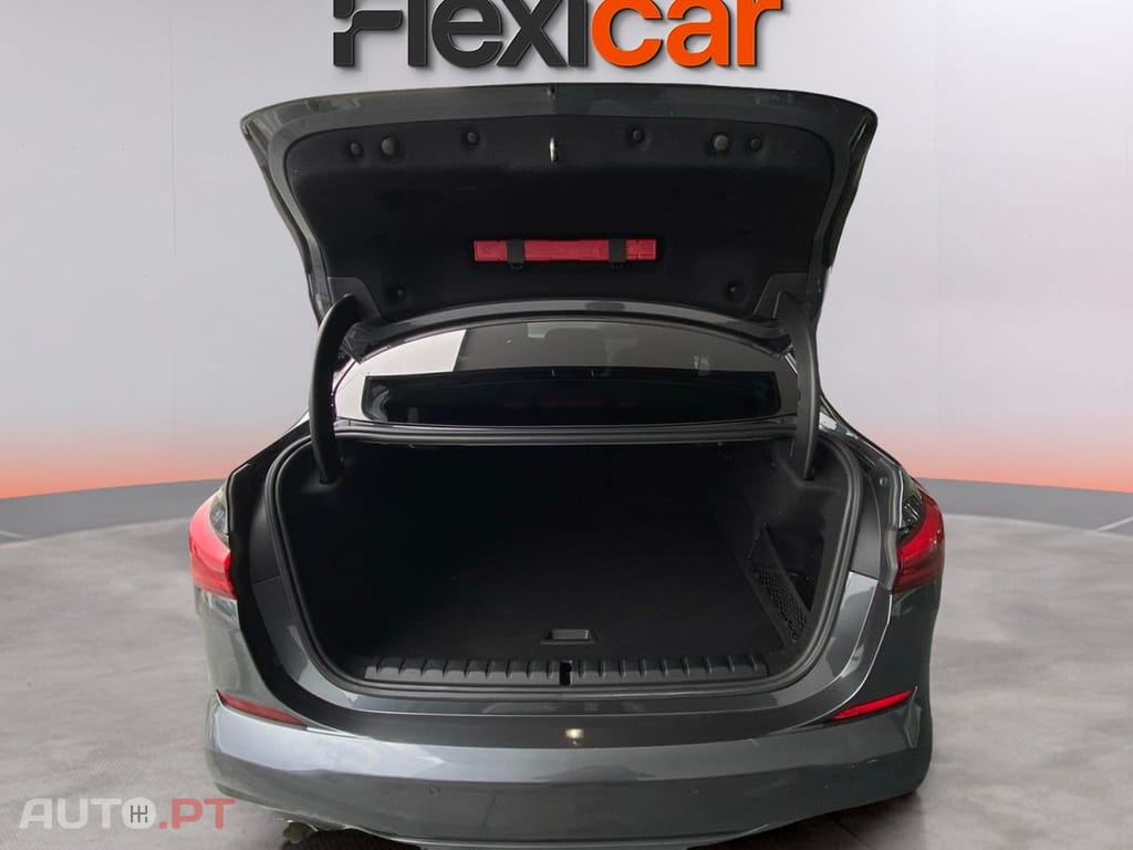 BMW 216 d Pack Desportivo M