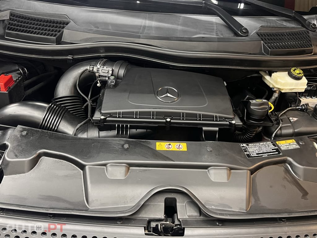 Mercedes-Benz Vito Extra-Longa Aut. SHUTTLE