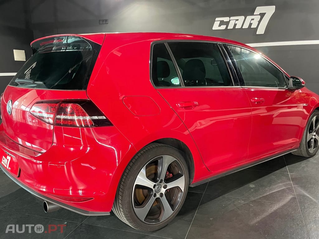 Volkswagen Golf 2.0 TSi GTi DSG Performance