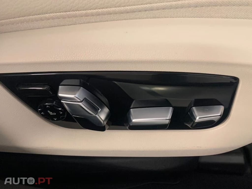BMW 745 I.V.A DEDUTÍVEL e M Sport
