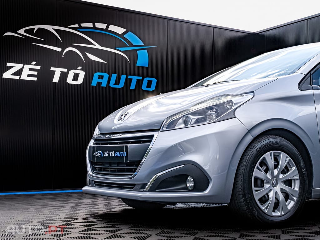 Peugeot 208 1.6 BlueHDi Style