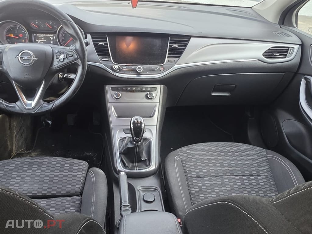 Opel Astra 1.6 CDTi Cosmo Start/Stop