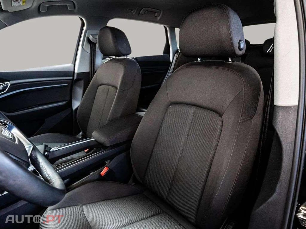 Audi E-Tron I.V.A DEDUTÍVEL  50 quattro advanced 