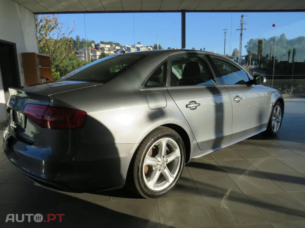Audi A4 2.0 TDI SPORT