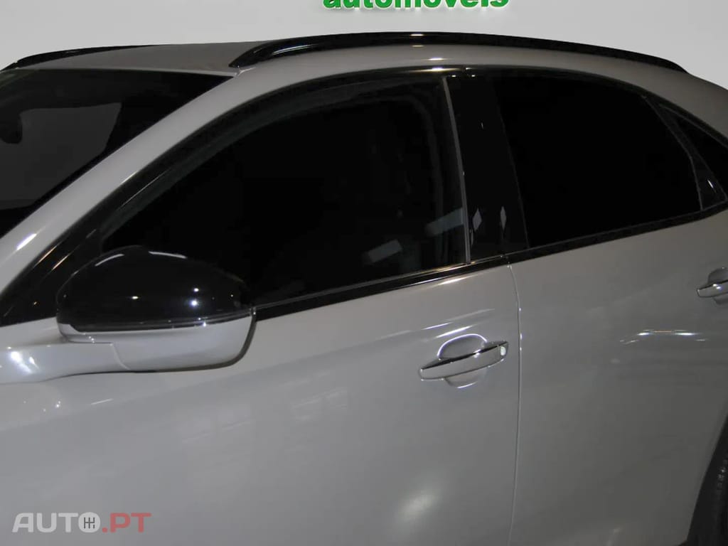 DS DS7 E-Tense Performance Line