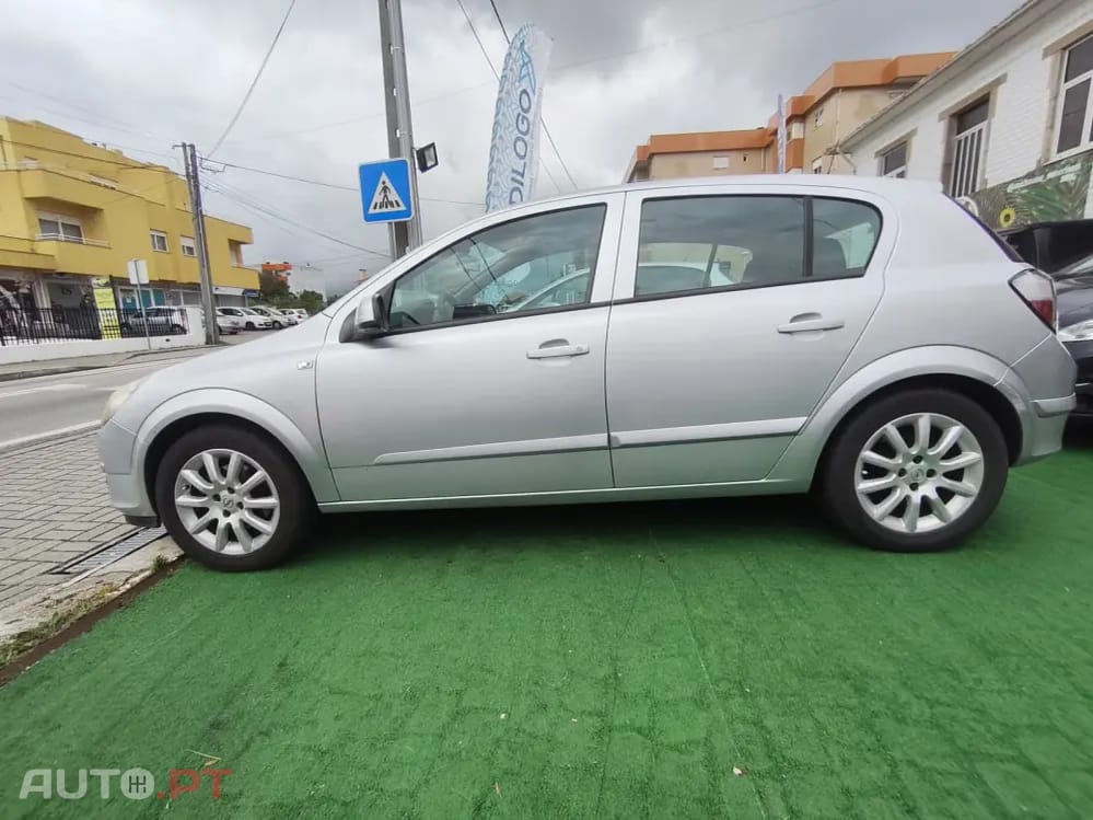 Opel Astra 1.4 EDITION