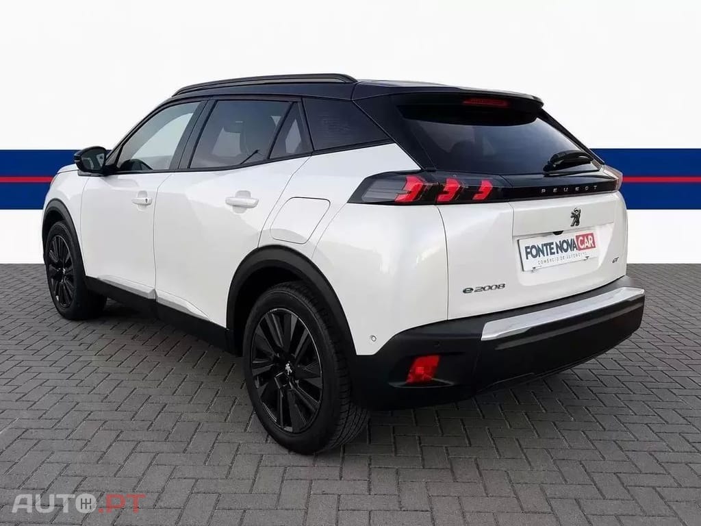 Peugeot E-2008 GT Pack