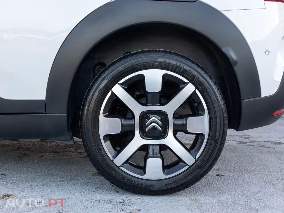 Citroen C4 Cactus 1.2 PureTech Shine