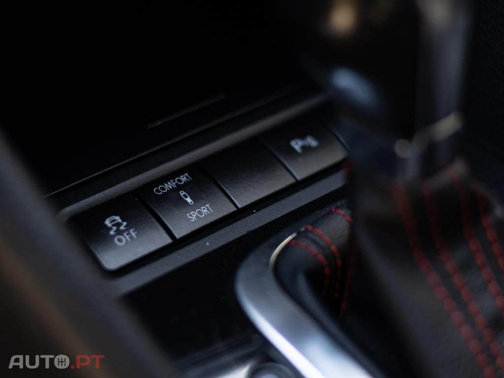 Volkswagen Golf 2.0 GTI DSG