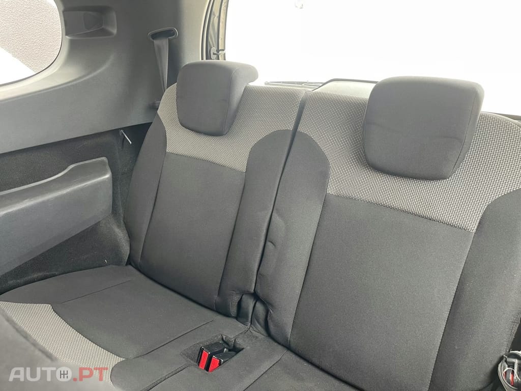 Dacia Lodgy 1.5 Blue dCi Stepway 7L