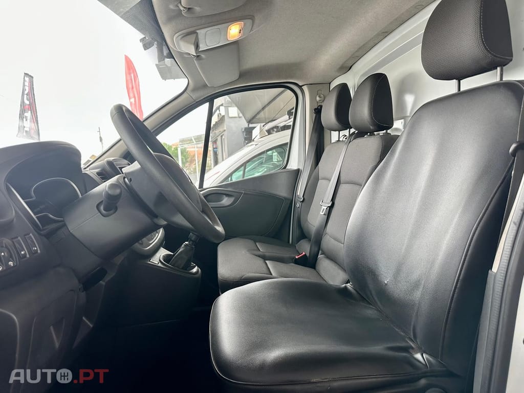 Renault Trafic 2.0 dCi L2H2 1.2T