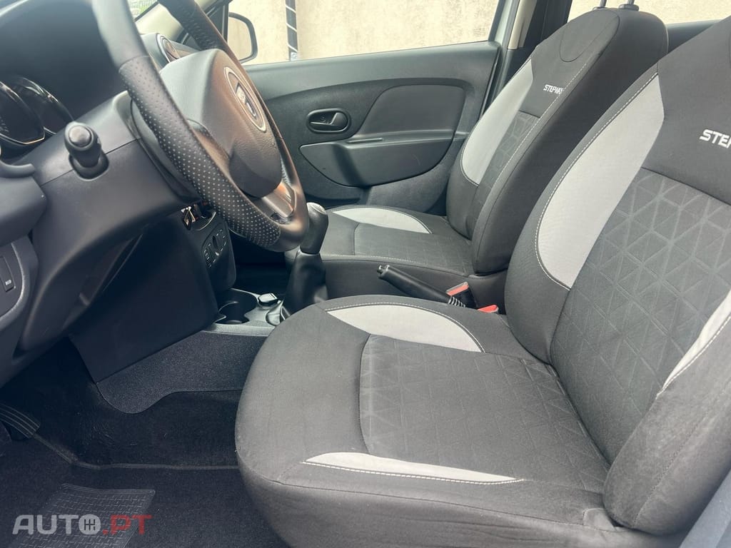 Dacia Sandero 0.9 TCE STEPWAY