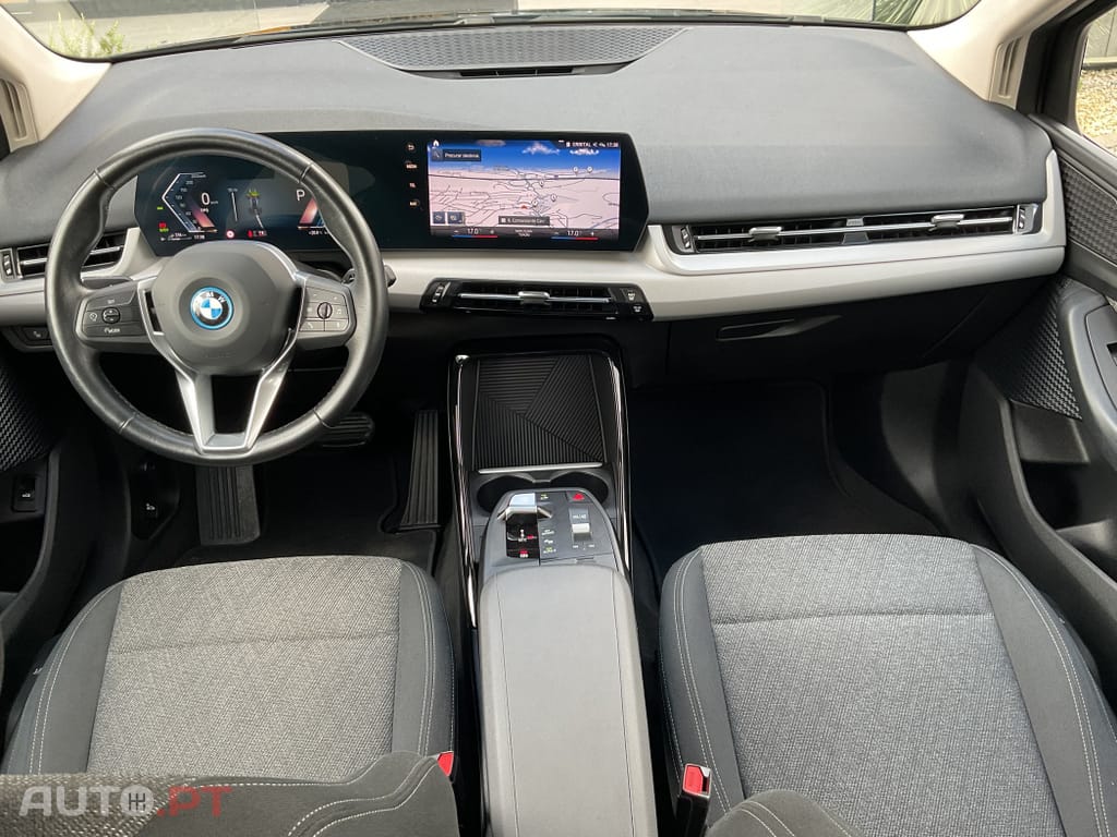 BMW 225 e xDrive