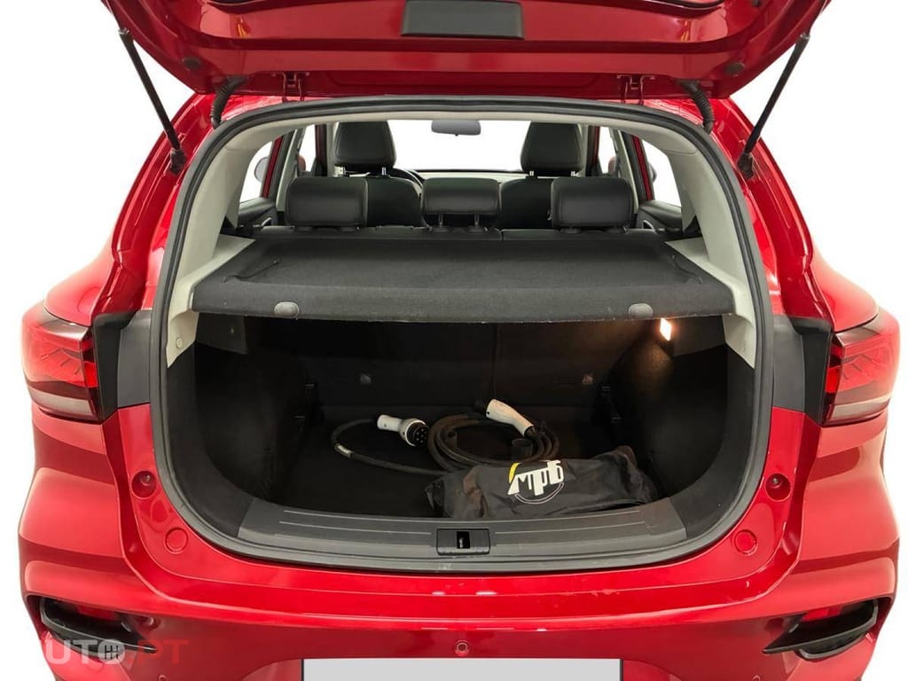 MG ZS 72.6 kWh Luxury