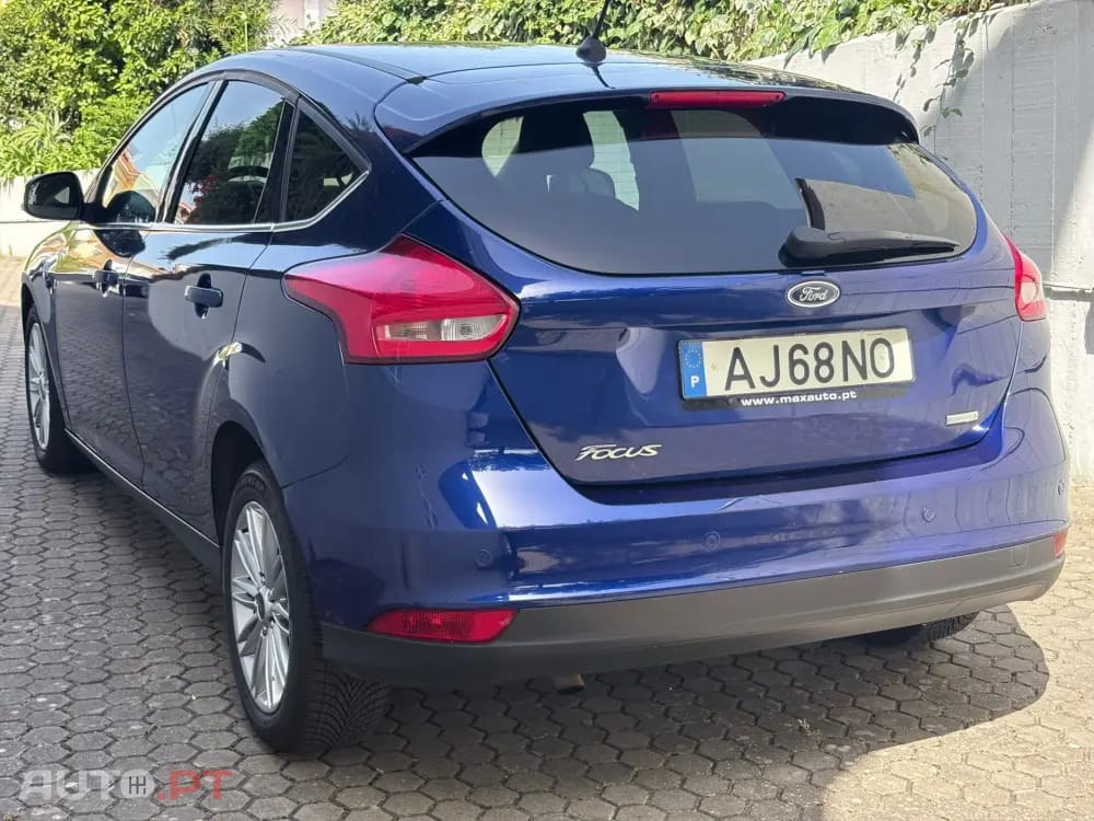 Ford Focus 1.0 EcoBoost S&S COOL&CONNECT DESIGN