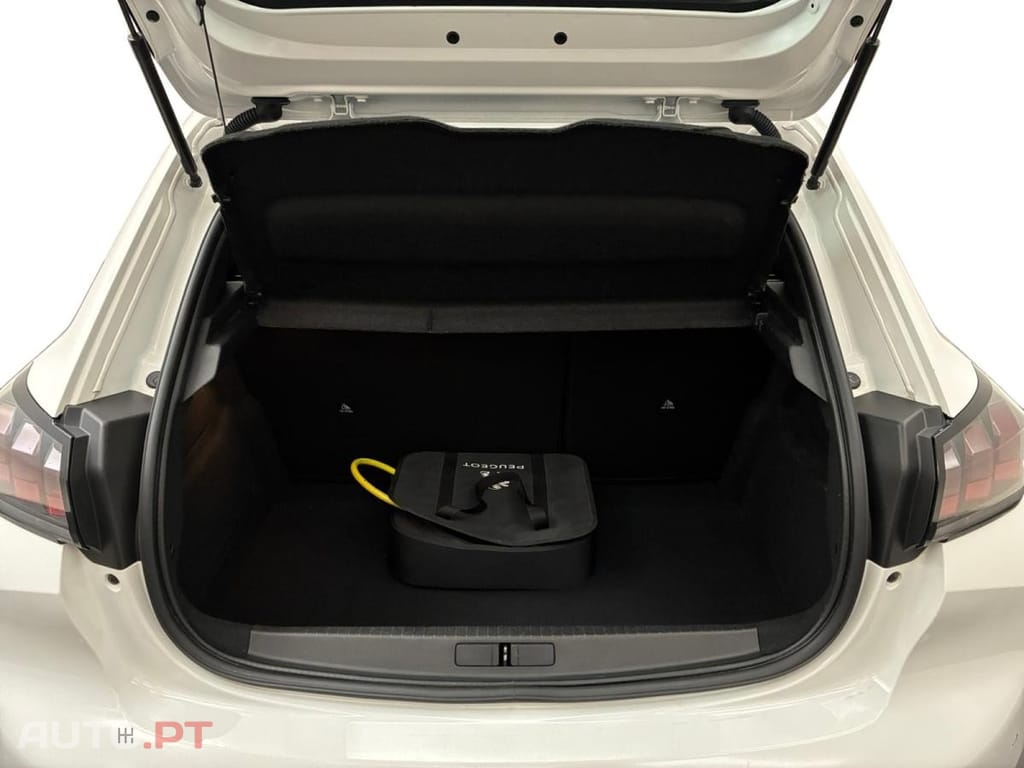 Peugeot E-208 50 kWh Active Pack