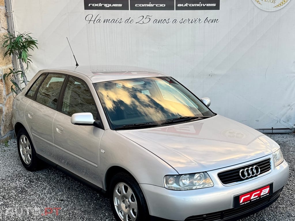 Audi A3 1.6 Attraction
