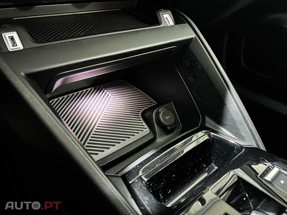 Citroen C4 PureTech 130 Stop&Start EAT8 PLUS