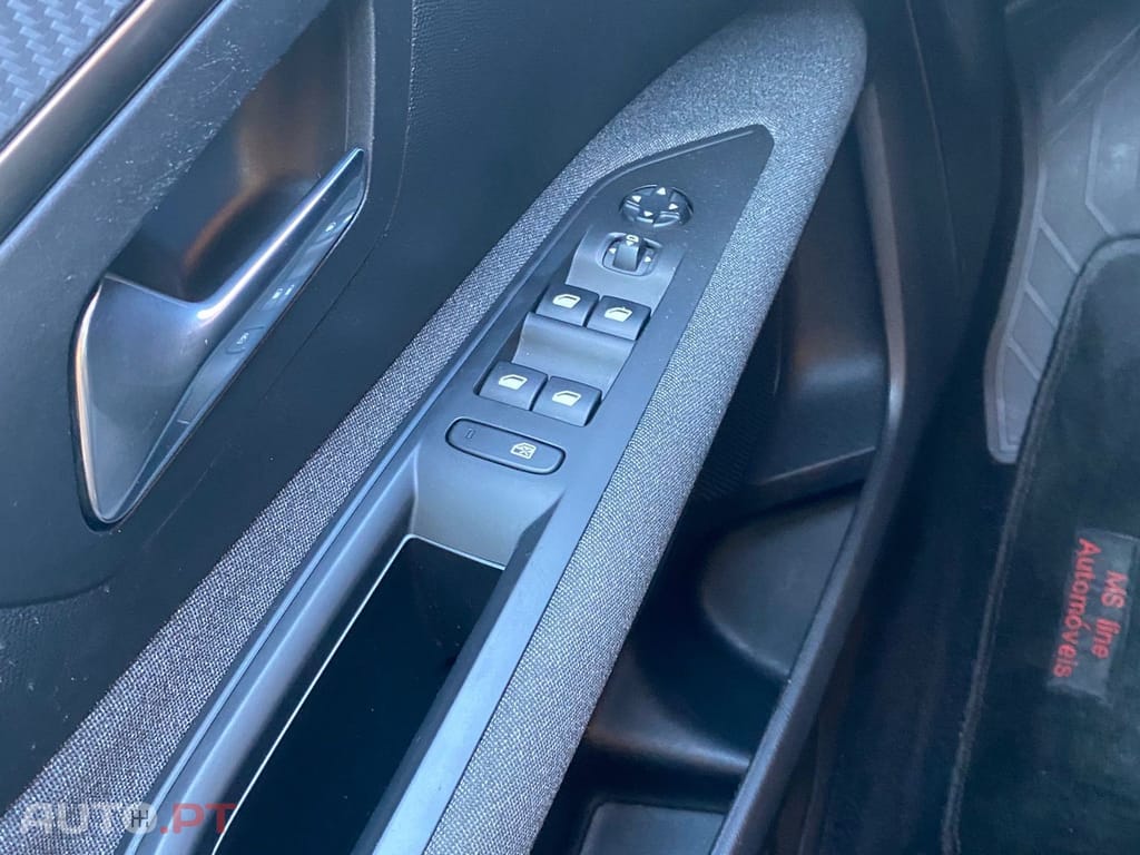 Peugeot E-3008 1500HDI