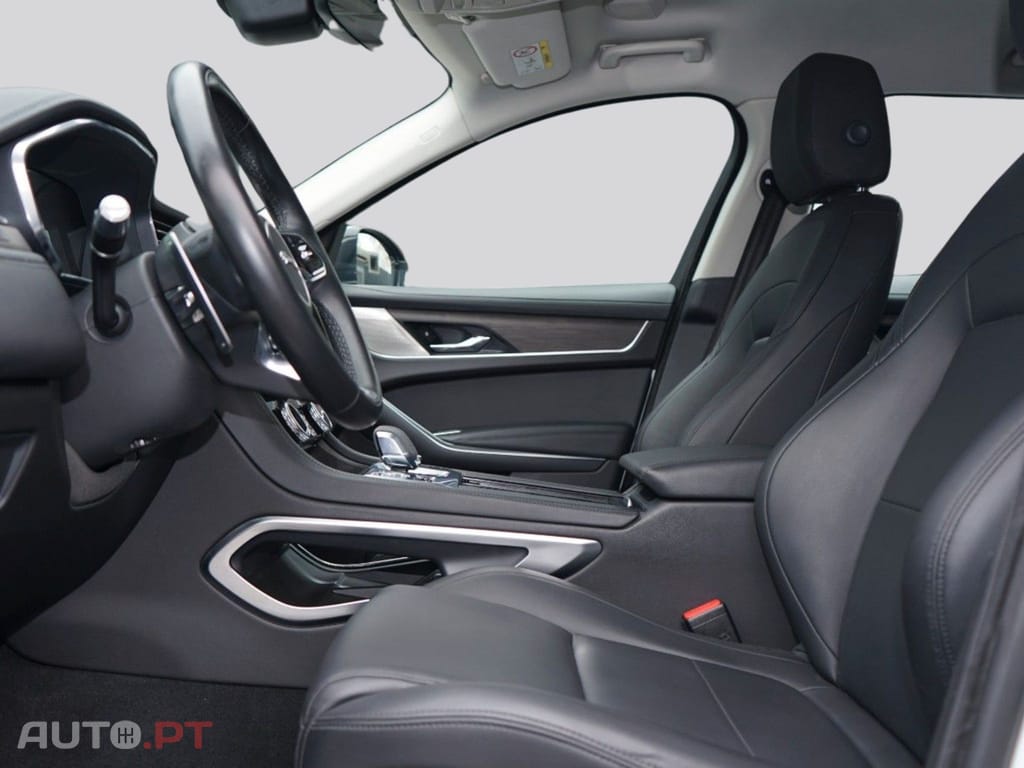 Jaguar F-Pace I.V.A DEDUTIVEL P400e AWD