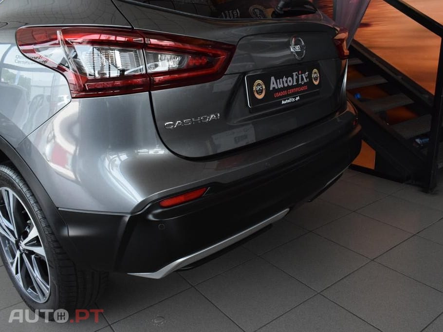 Nissan Qashqai 1.3 DIG-T Tekna Premium