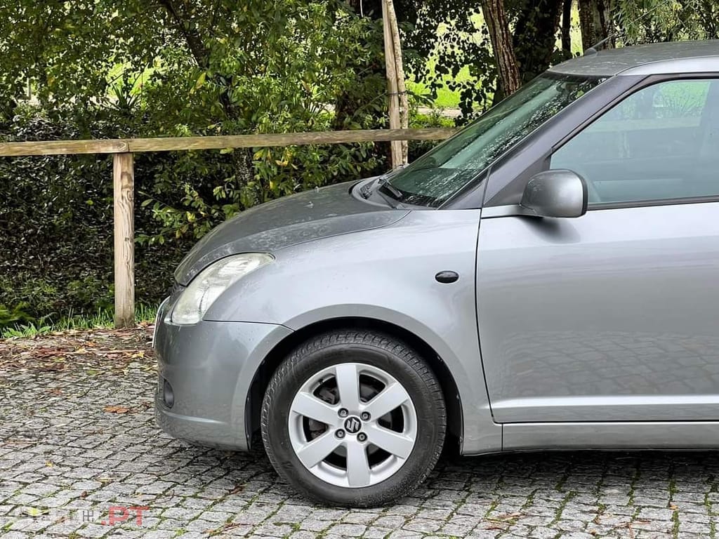 Suzuki Swift 1.3 16V Sport
