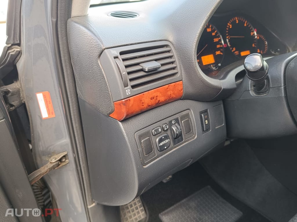Toyota Avensis LB 2.0 D-4D Sol