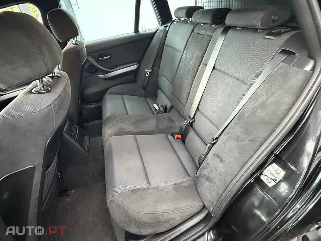 BMW 318 d Touring Pack M