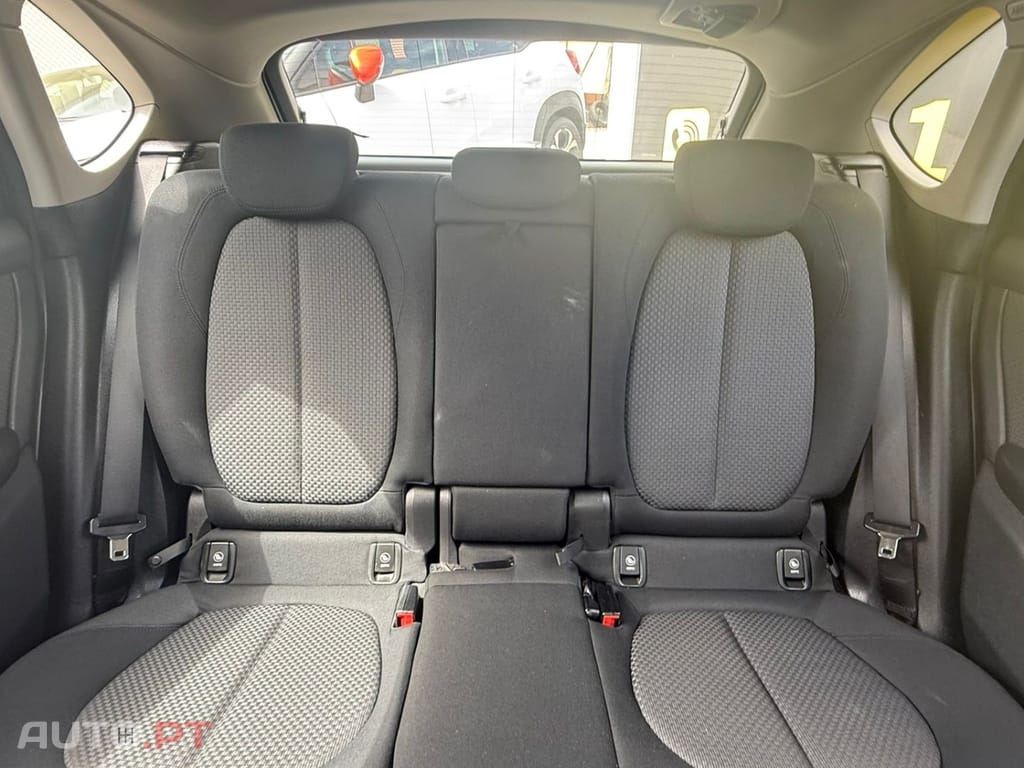 BMW 216 d Advantage