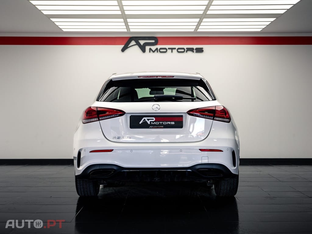Mercedes-Benz A 250 e AMG Line