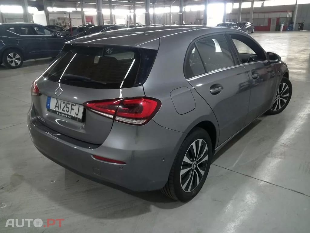 Mercedes-Benz A 250 e Style Plus