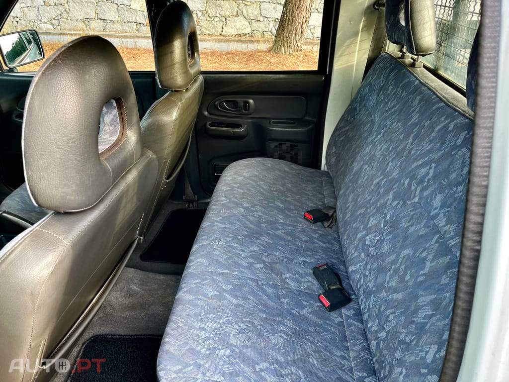 Mitsubishi L200 2.5 TD