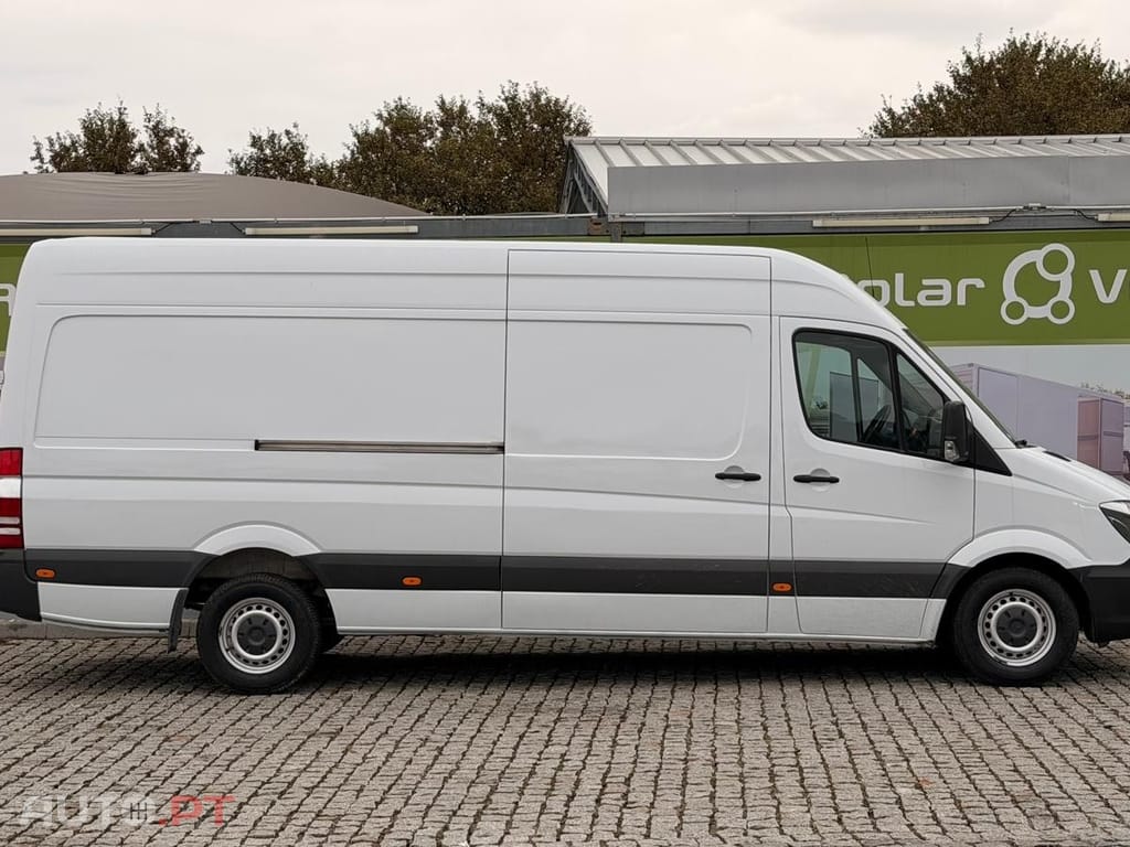 Mercedes-Benz Sprinter 316 CDI  L4 H2