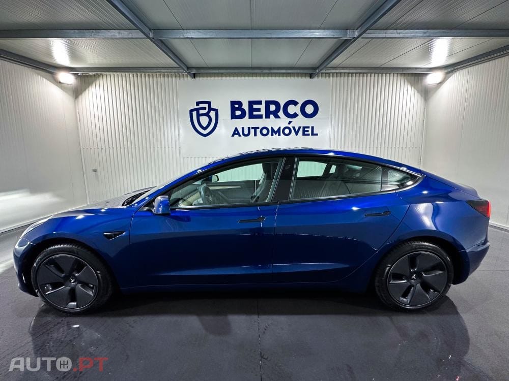 Tesla Model 3 Standard Range Plus RWD