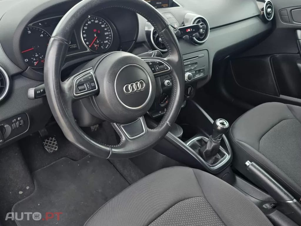 Audi A1 1.6 TDI S-line