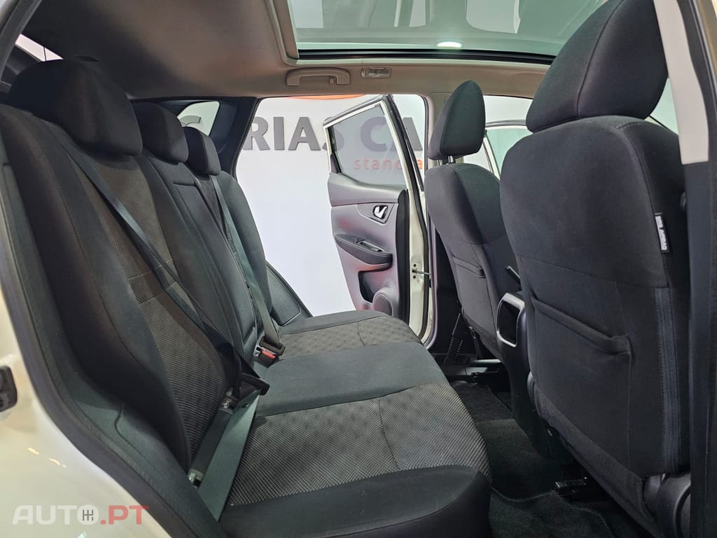 Nissan Qashqai 1.5 dCi N-Connecta