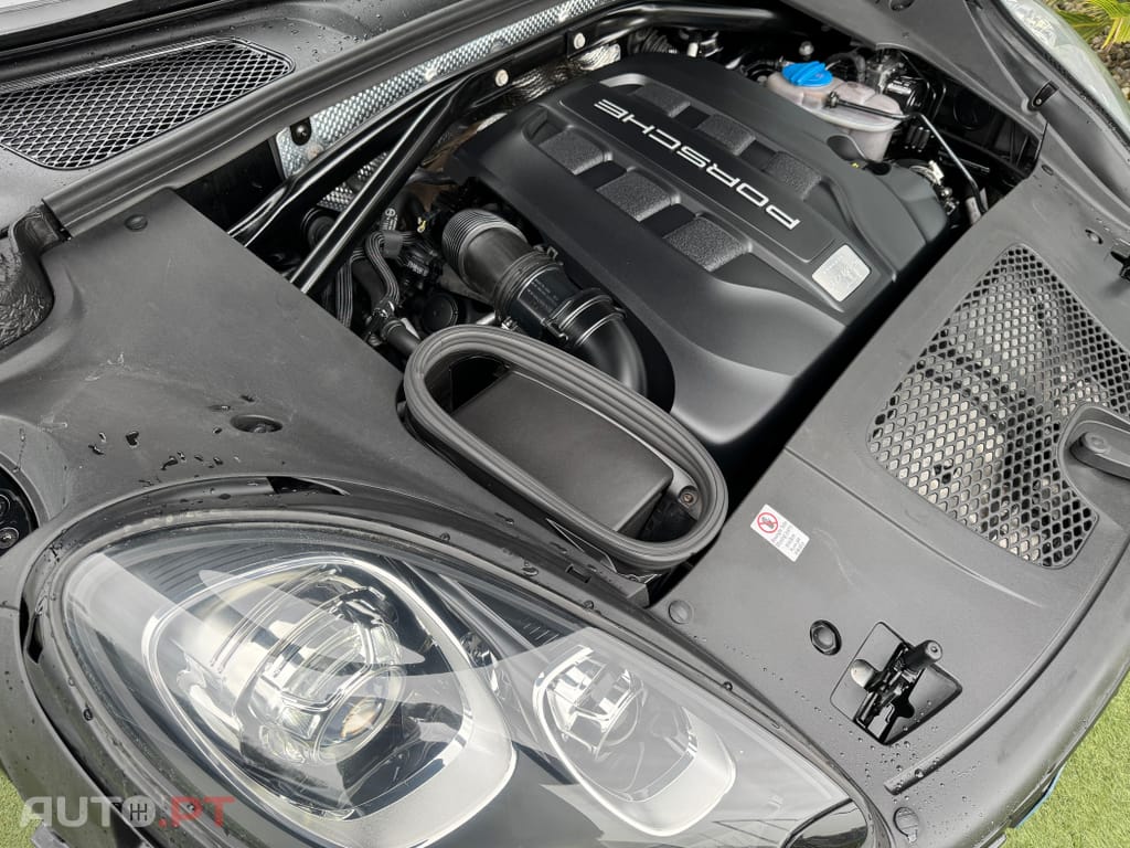 Porsche Macan S