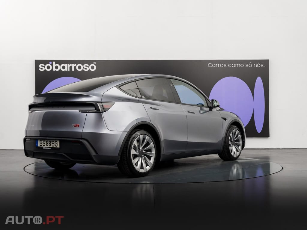 Tesla Model Y Long Range Tração Integral