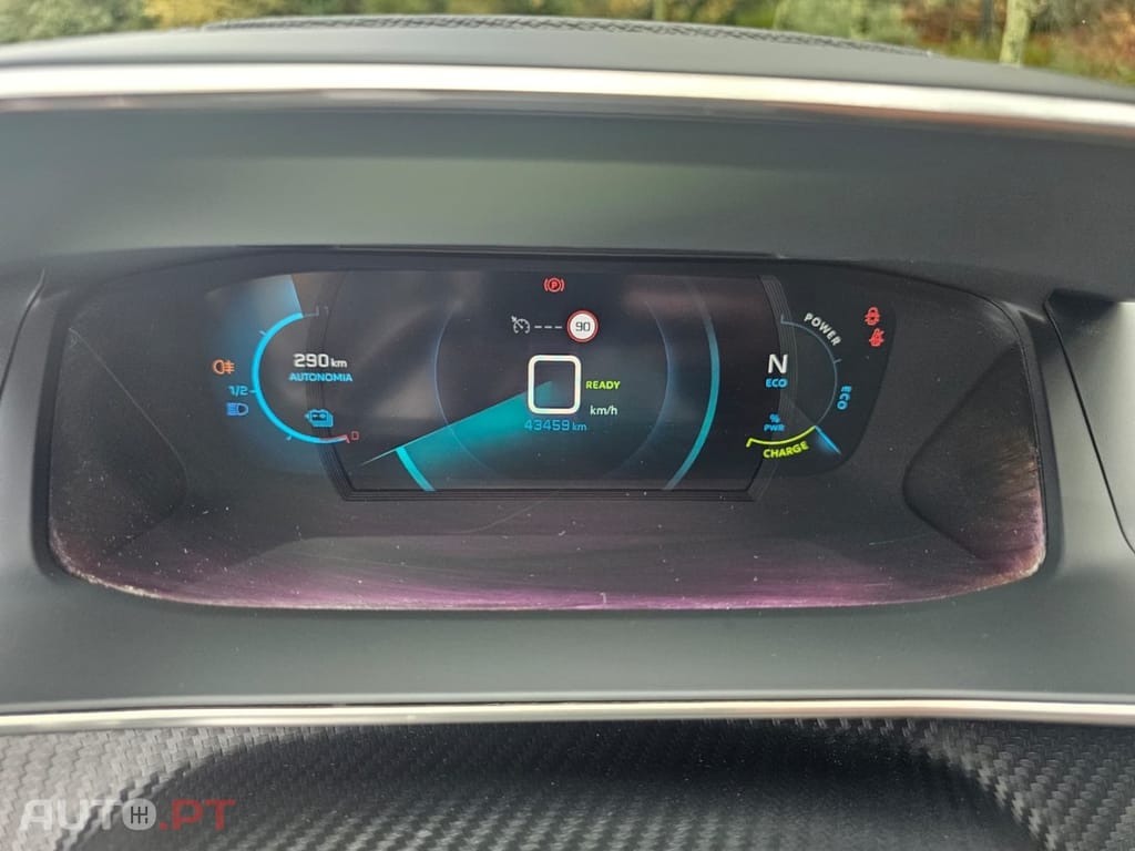 Peugeot E-208 50 kWh GT