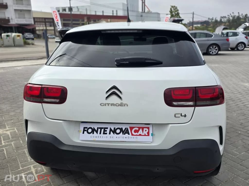 Citroen C4 Cactus 1.2 PureTech Shine Pack