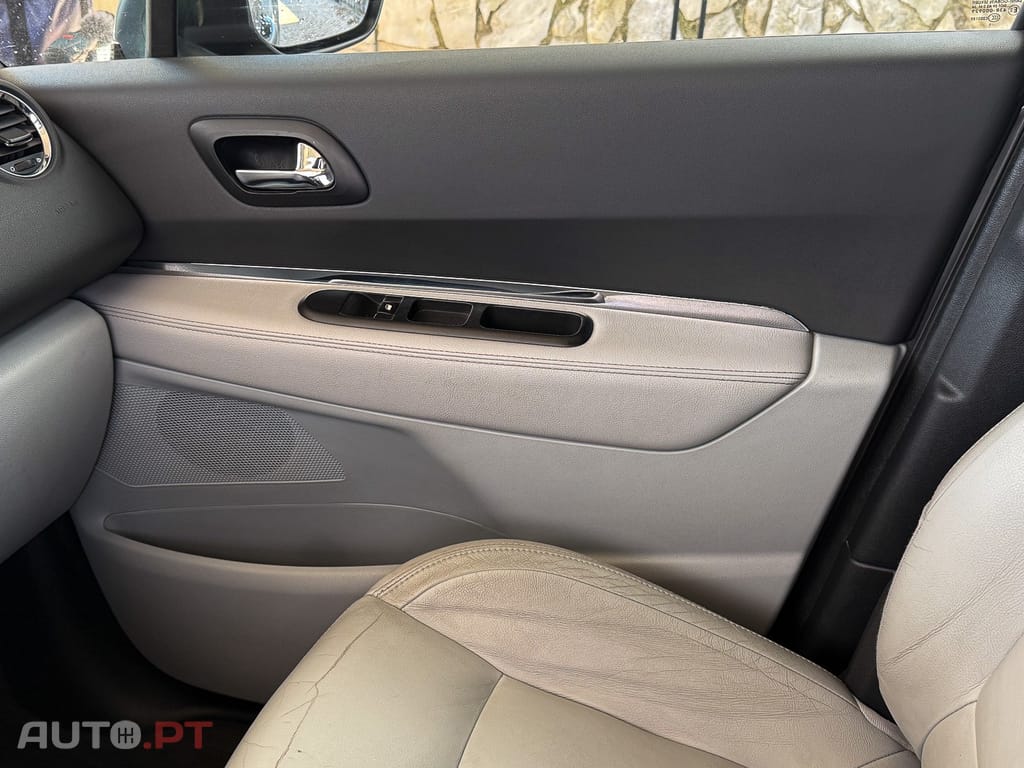 Peugeot 5008 1.6 E-HDi 5L Allure CMP6