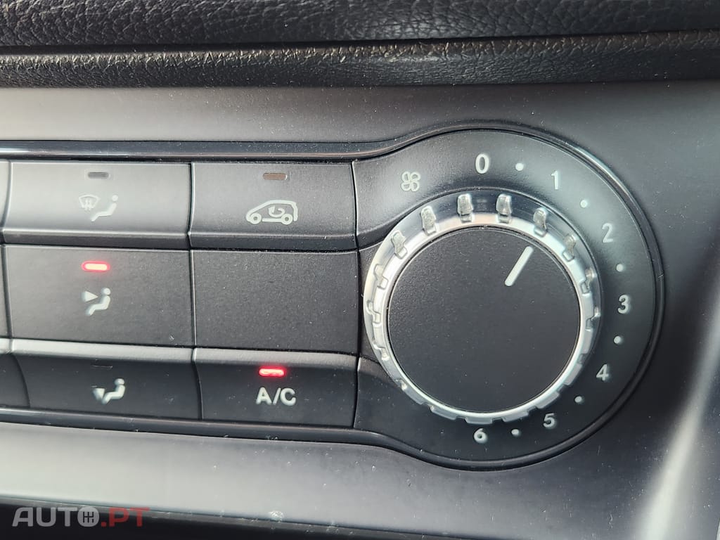 Mercedes-Benz CLA 180 d Shooting Brake Urban