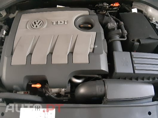 Volkswagen Golf Variant Confortline 1.6 TDI 105 CV