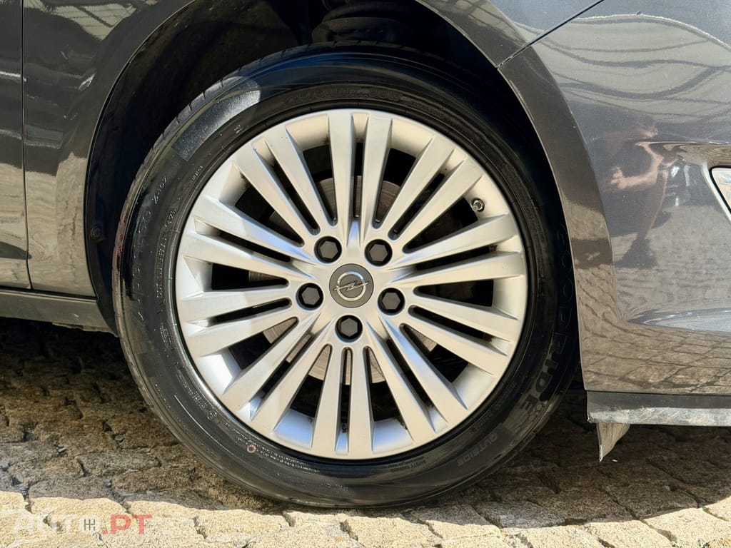 Opel Astra 1.6 CDTi