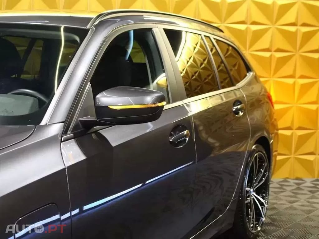 BMW 320 e Line Sport Auto
